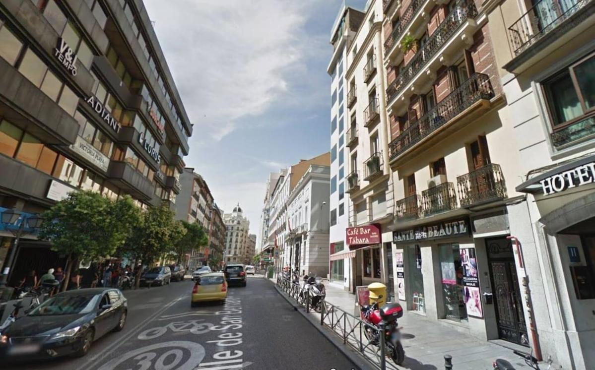 マドリードAp Gran Via IV -Quinto Piso Sin Ascensor-アパートメント エクステリア 写真